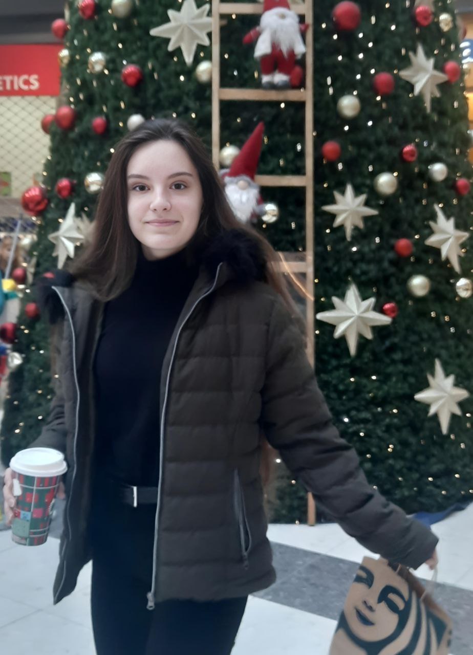 Сальданья-Князева Николь