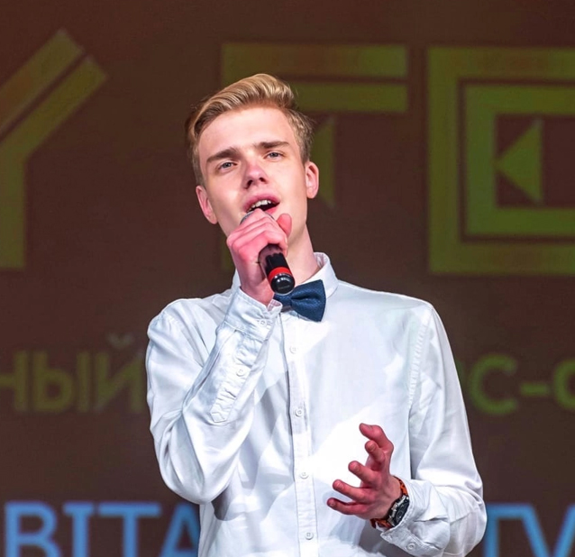 Лапин Михаил