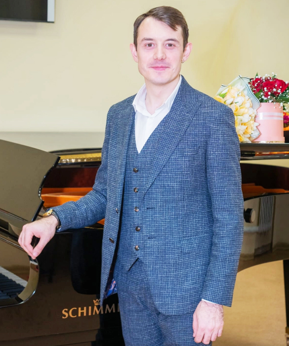 Аминев Виталий