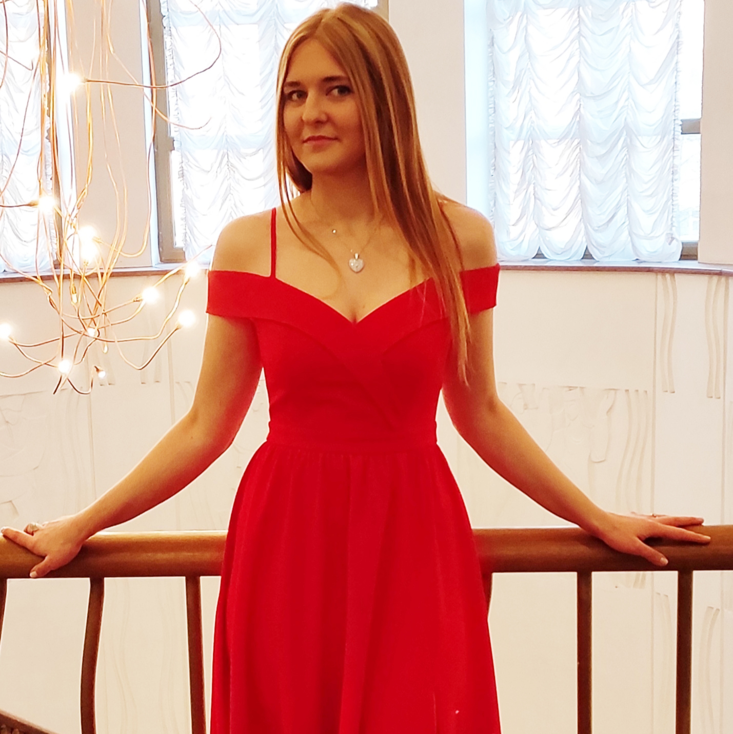 Комарова Елена