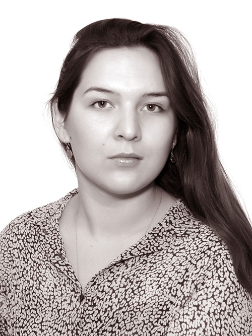 Александра Зотова