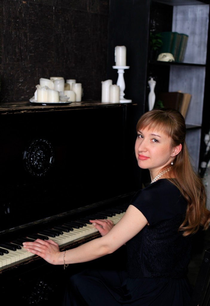 Анна Челышева