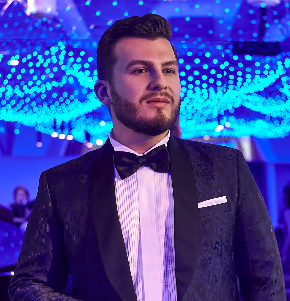 Руслан Омиров